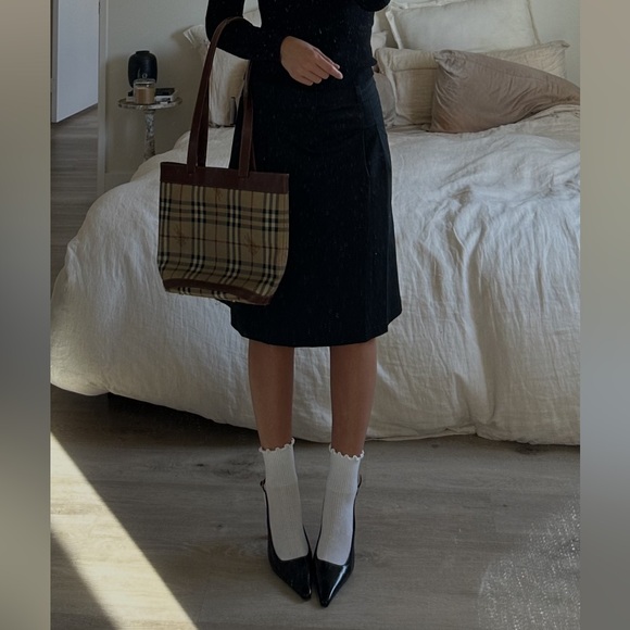 90s style Black knee length skirt - Picture 2 of 7